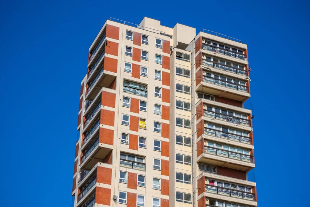 UK top lenders and banks are now offering loans for properties that require cladding remediation.